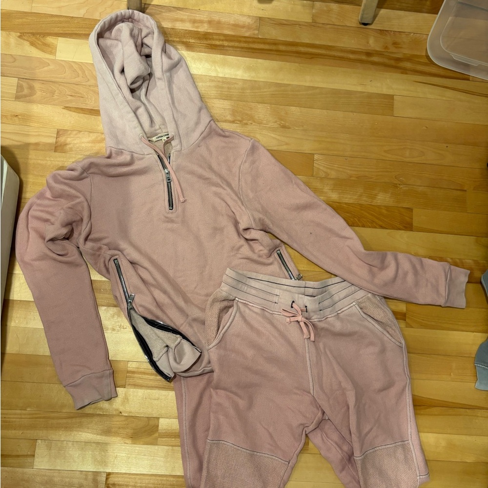 Cotton Citizen SET Light Pink Zip-Up Hoodie and Pants